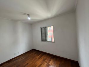 Image 19 - 928777