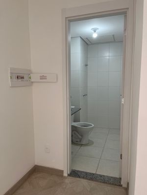 Image 13 - 928837