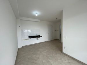 Image 17 - 928837