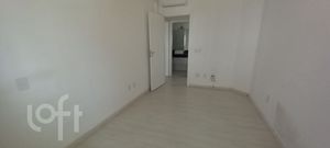 Image 11 - 928868