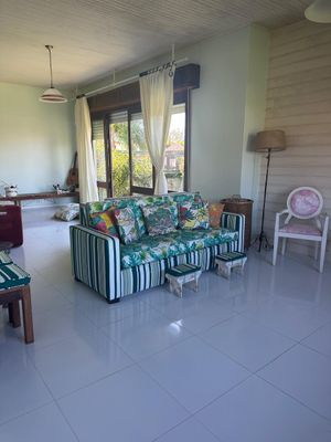 Image 17 - 928877