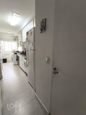 Image 4 - 928899