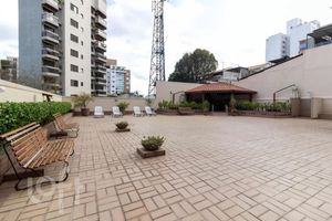 Image 35 - 928911