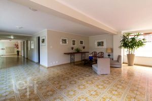 Image 36 - 928911