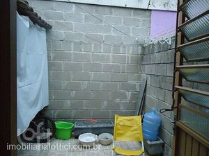 Image 6 - 928922