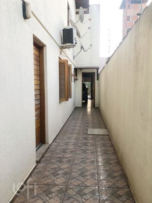 Image 1 - 928935