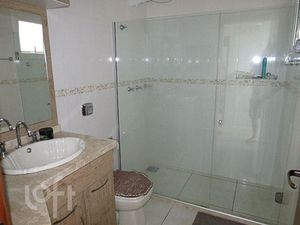 Image 7 - 928936