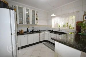 Image 11 - 928941