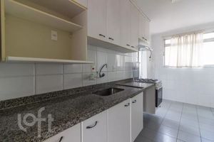 Image 3 - 928965
