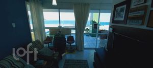 Image 19 - 928983