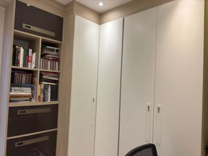 Image 8 - 928997