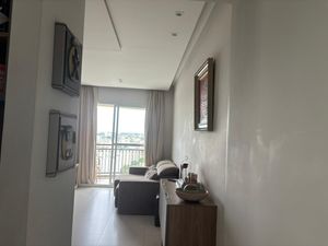 Image 4 - 928997
