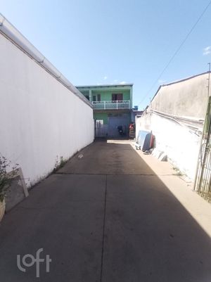 Image 15 - 929005