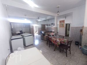 Image 16 - 929005