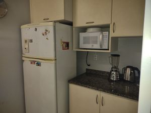 Image 5 - 929029
