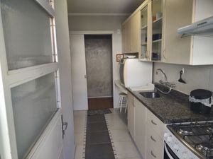 Image 4 - 929029