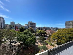 Image 16 - 929068