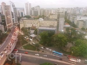 Image 25 - 929068