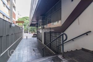 Image 2 - 929068