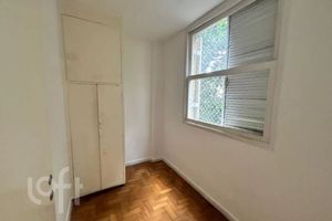 Image 3 - 929143