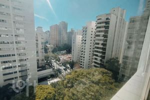 Image 27 - 929150