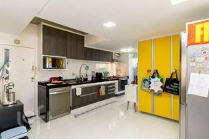 Image 3 - 929152