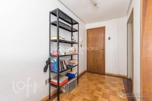 Image 4 - 929153