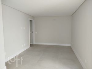 Image 8 - 929215