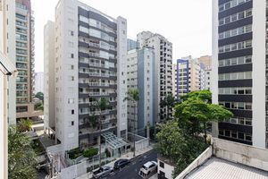 Image 16 - 929236