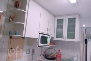 Image 10 - 929241