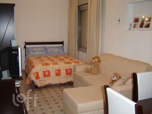 Image 3 - 929242