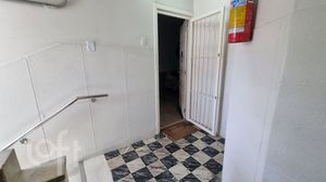 Image 11 - 929245