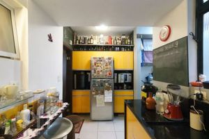 Image 5 - 929247