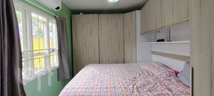 Image 4 - 929249