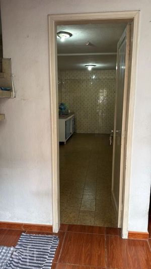 Image 6 - 929250