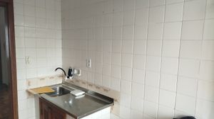 Image 11 - 929251