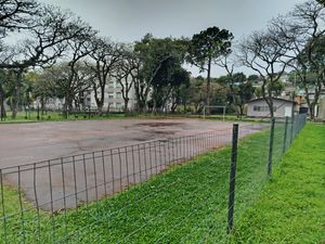 Image 9 - 929251