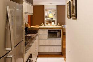 Image 8 - 929269