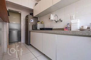 Image 4 - 929273