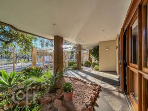 Image 43 - 929308