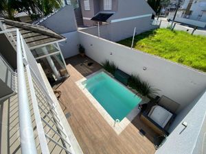Image 4 - 929322