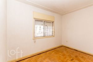 Image 3 - 929326