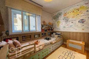 Image 19 - 929329