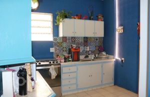 Image 8 - 929338