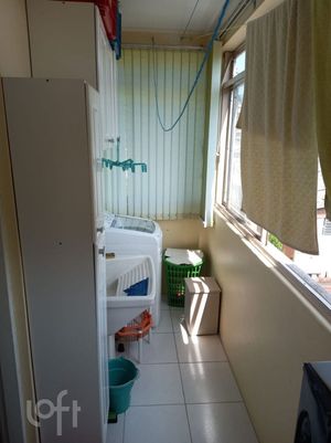 Image 13 - 929346