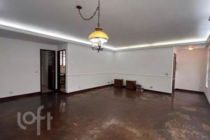 Image 4 - 929351