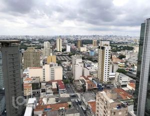 Image 8 - 929352