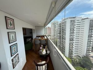 Image 5 - 929355