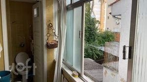 Image 25 - 929358
