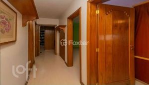 Image 6 - 929361